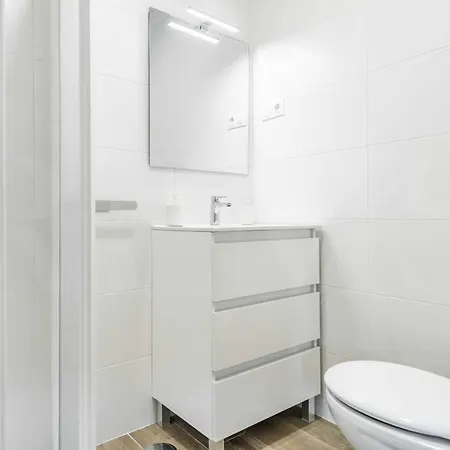 Authentic Minimalistic Near La Union By Rems Apartment
