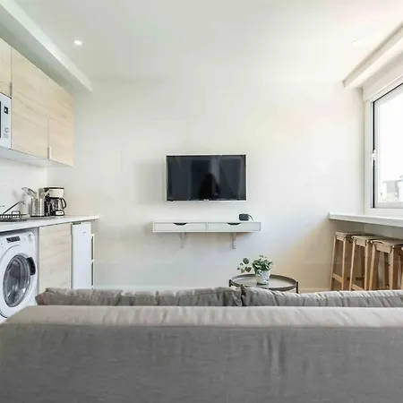 Authentic Minimalistic Near La Union By Rems * Malaga